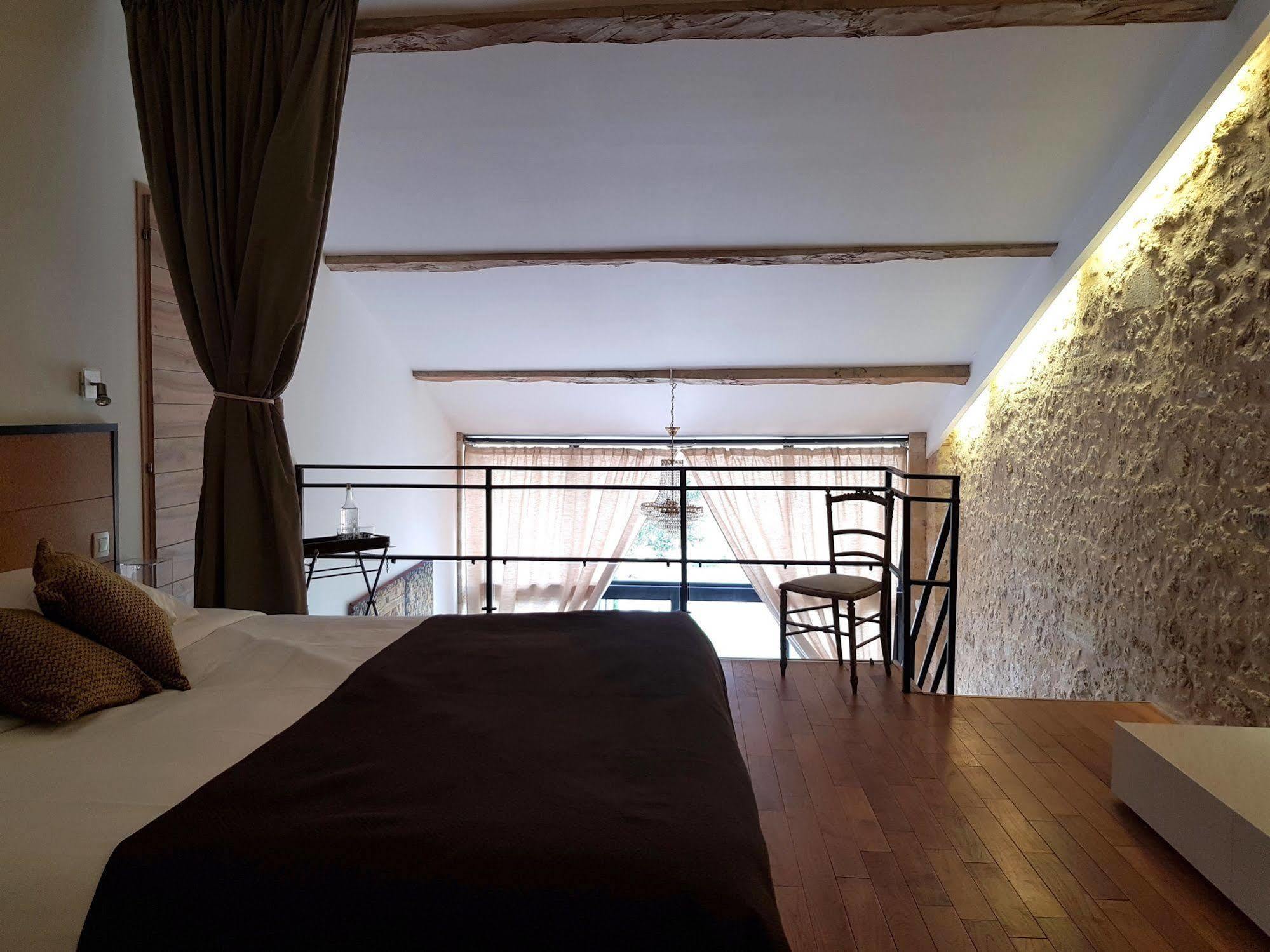 5 Lasserre Moulon-sur-Dordogne Екстериор снимка